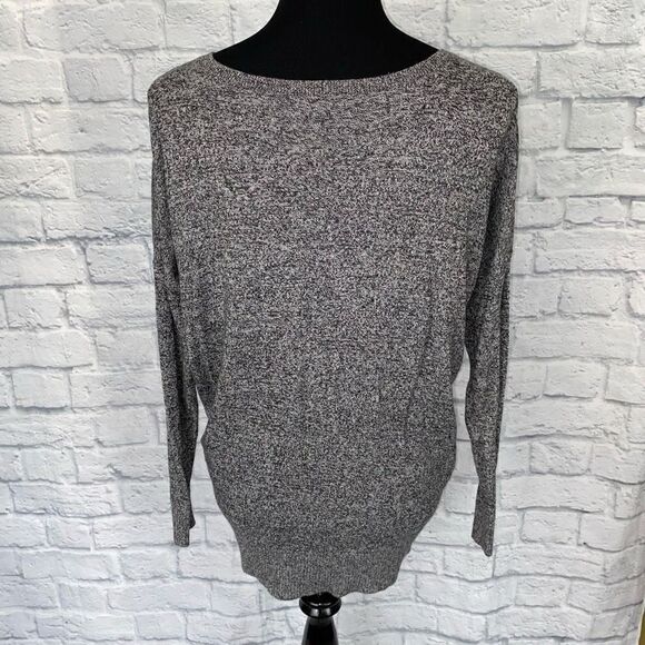 Express women XS Longsleeve hi low v-cut sweater with zipper sides sz XS women - Picture 8 of 12